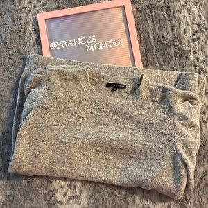 Gorgeous gray Adrienne Vittadini sweater